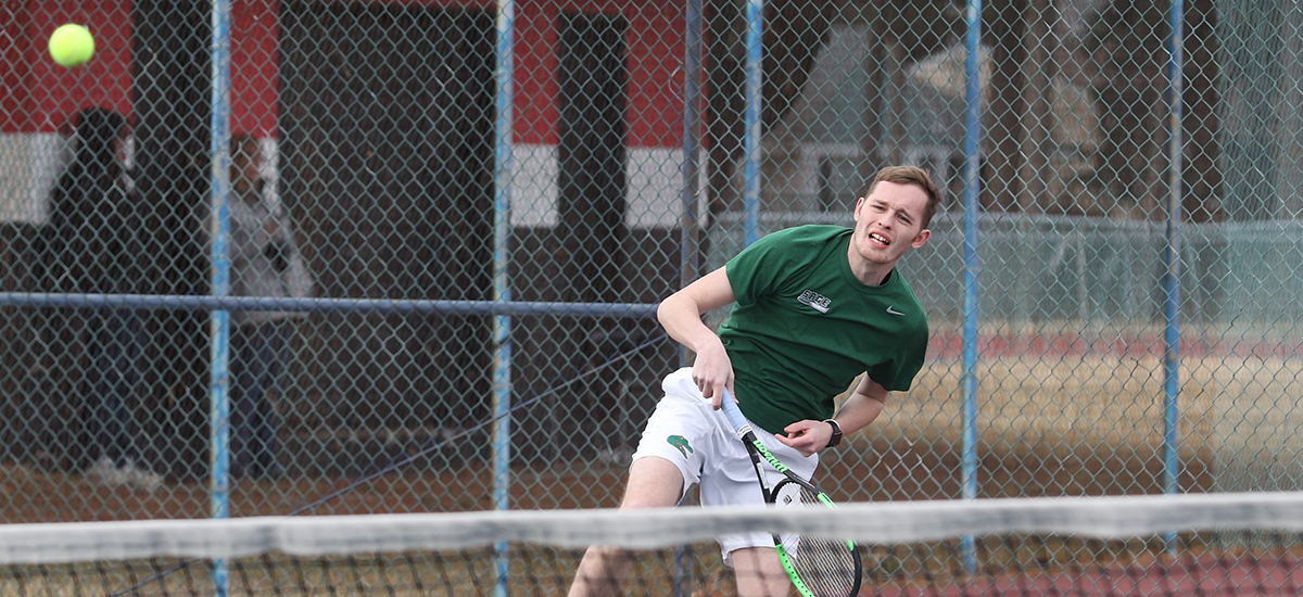 Golden and Schnaible team for doubles win against Nazareth