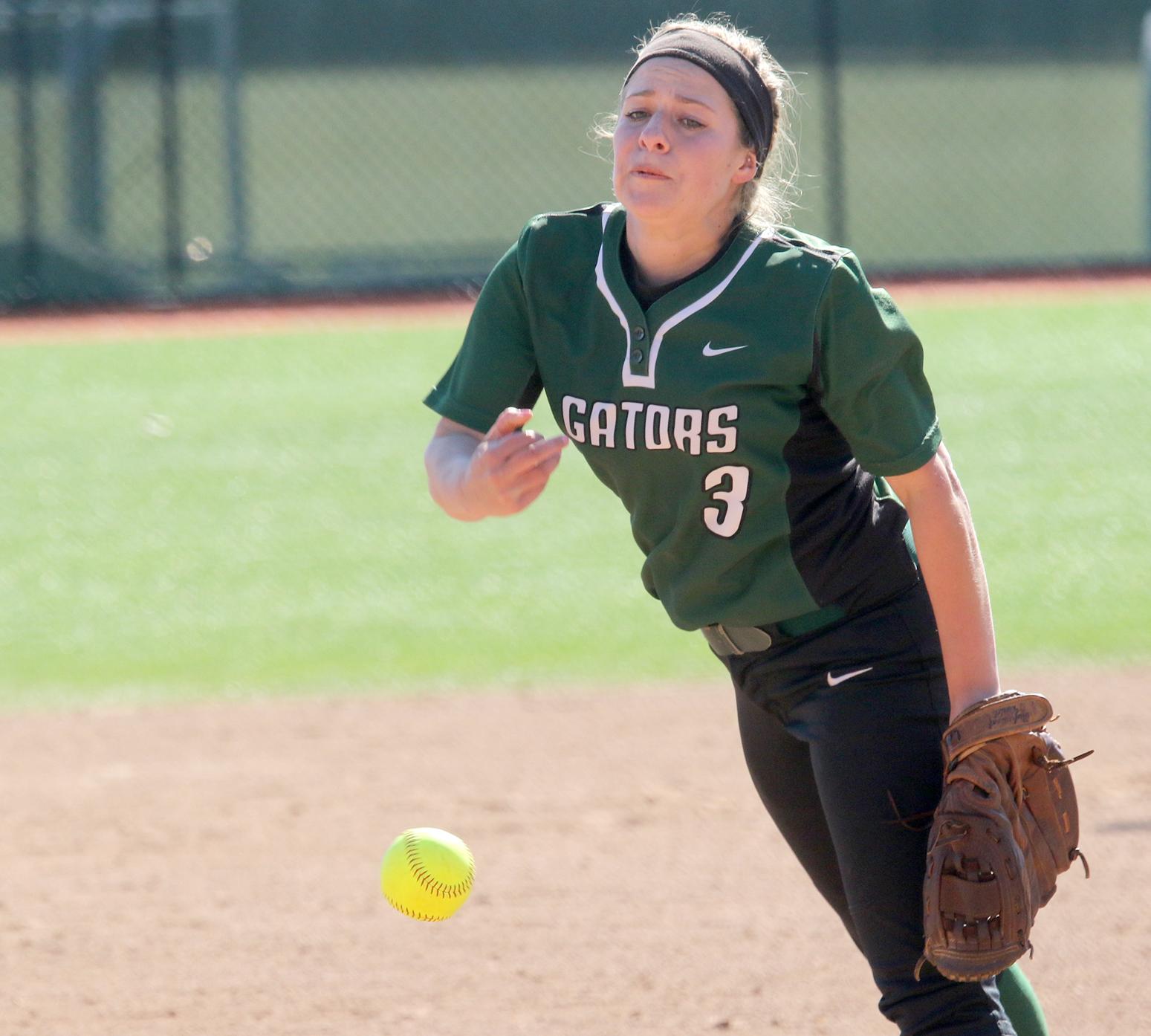 Gators Sweep Purchase in Skyline Doubleheader