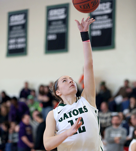 Sage holds on for a 54-52 win over Union