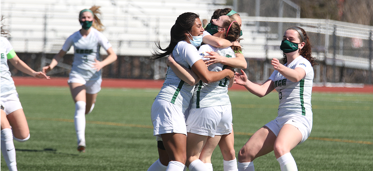 Women's Soccer falls at Houghton, 2-1; Gators earn No. 2 seed in Empire 8 Tournament