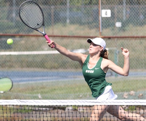 Sage tennis tops Hartwick 5-4 for 4th straight victory!