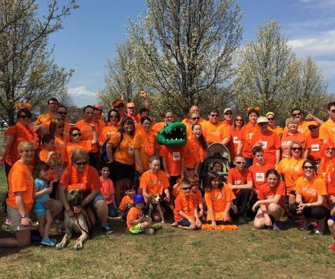 Gators continue trend of giving back as they participate in MS Walk