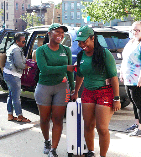 Sage student-athletes excel on Moving In Day Once Again!