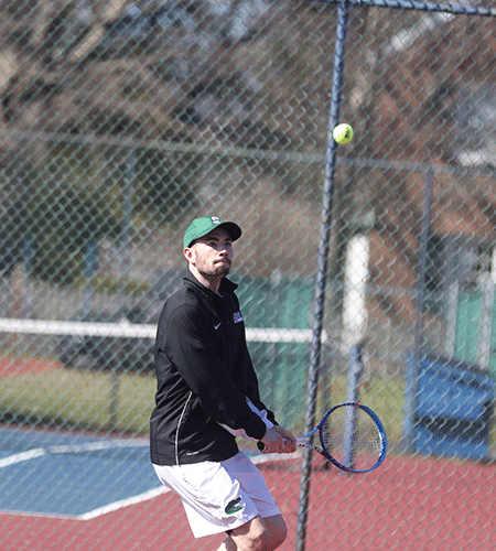 Alfred earns 8-1 win over Sage in men's tennis play