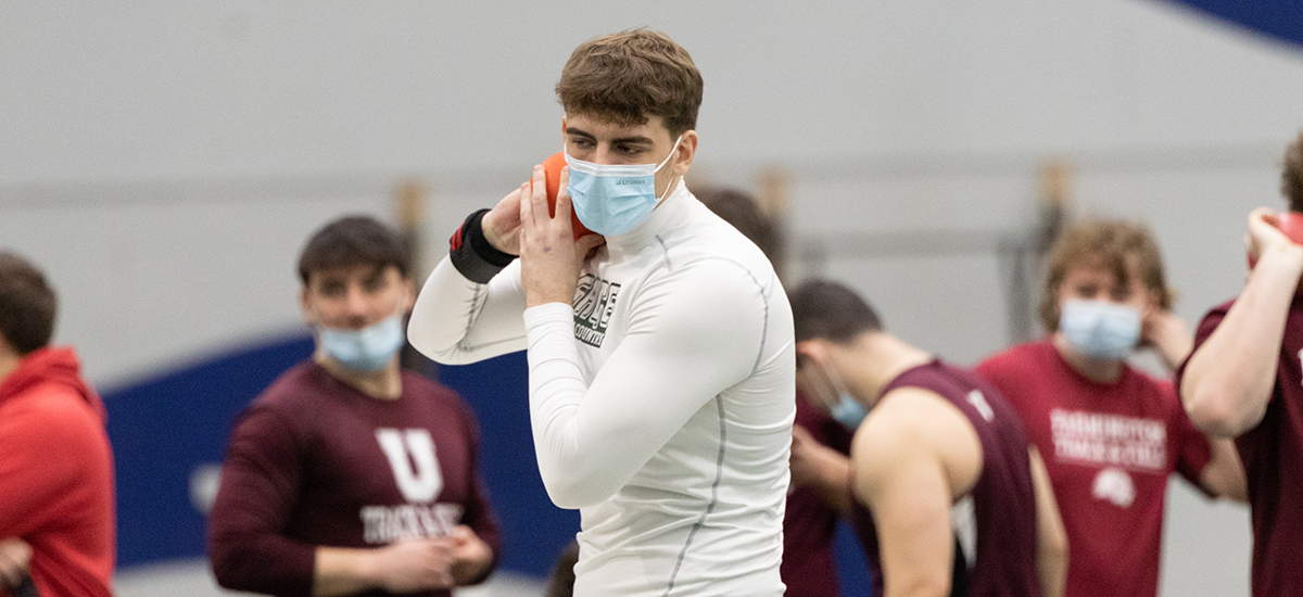 Men's Track Team enjoys strong efforts at Middlebury Winterfell Meet