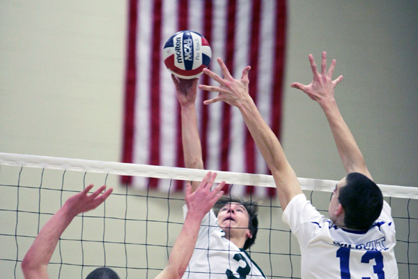 SUNY-IT Tops Sage in men's volleyball play