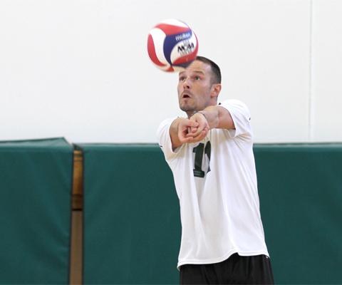 Men's volleyball squad victorious over SVC, 3-1