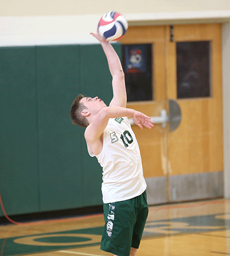 Men's volleyball falls to Nazareth in UVC play