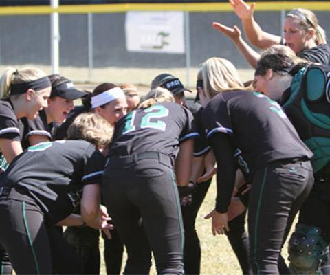 Sage softball's win streak halted at 13 games after split with Old Westbury