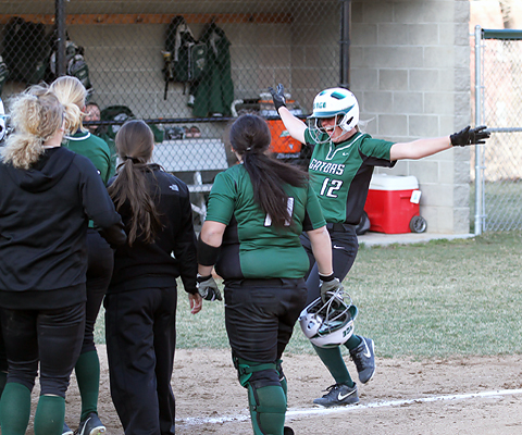Sage trounces Skidmore in softball, 8-0 and 20-4