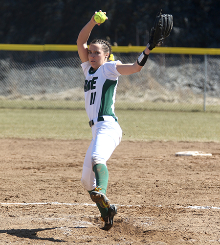Sage Softball Drops Two on Last Day of Spring Break