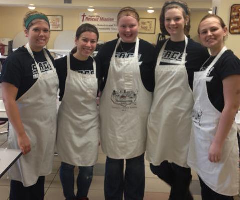 Sage Women's Lacrosse Team Participates in Spring Break Community Service Projects