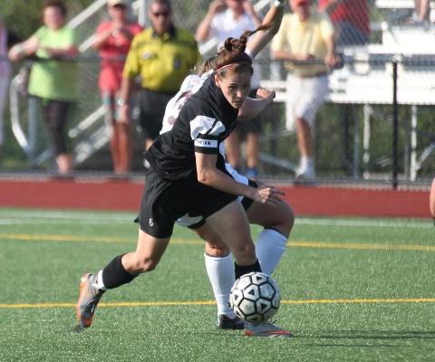 Maher delivers on both ends of the field in Gators' 1-0 win over New Paltz