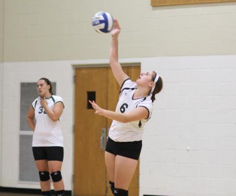 Volleyball collects 3-0 win over Utica behind Putriment's double-double