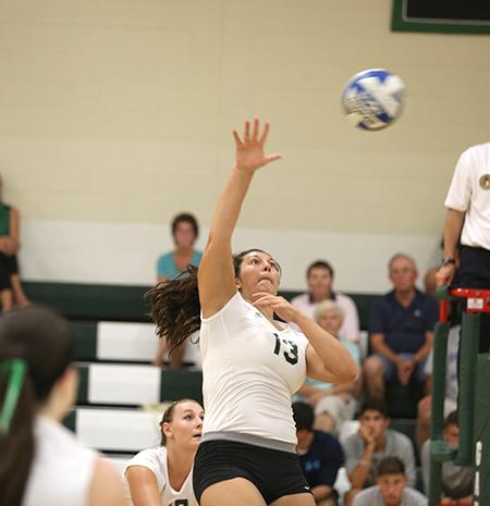 Wilder and Mango earn All-Tournament Acclaim as Gators post a 3-1 record at Oswego Tournament