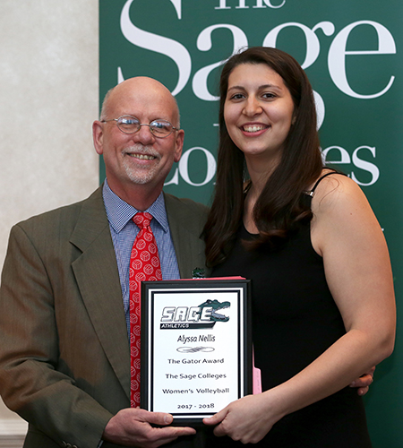 Alyssa Nellis honored as Gator of the Year in Women's Volleyball