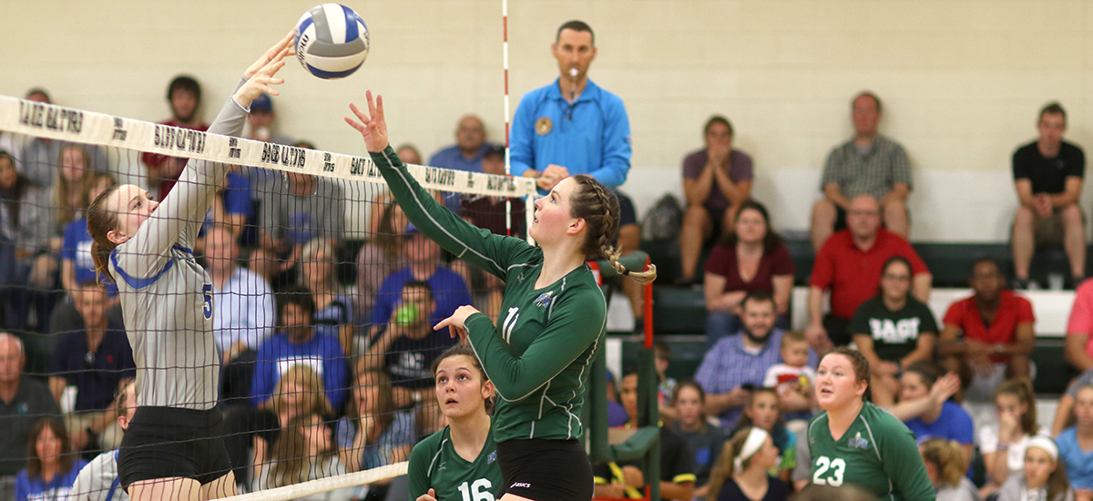 Volleyball team posts sweep of Cobleskill en route to 3-0 win